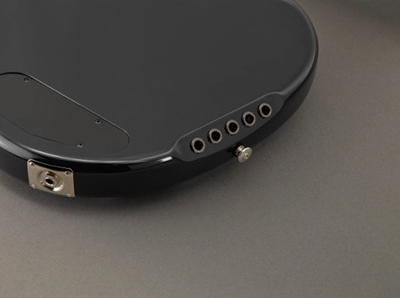 [ 画像 ] 斜めにカットした弦の裏通し